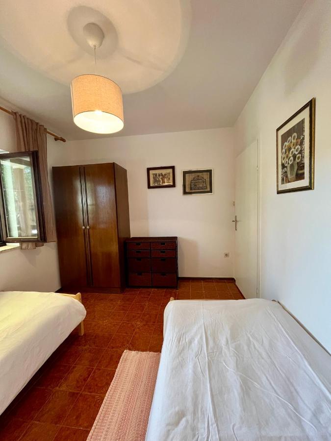 Apartmani Zora Cres Exterior photo